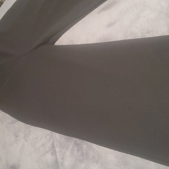 Jumpsuits - Picture 3 of 4